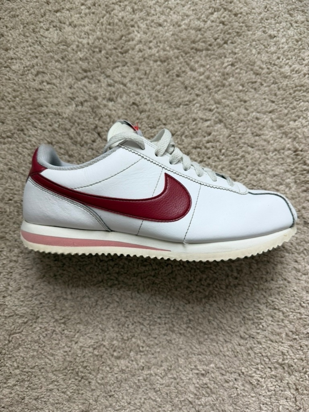 Nike Cortez Womens Size 8 White Gym Red Pink Leather Sneakers DN1791-103